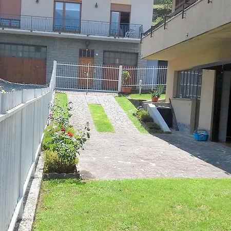 Del Lago Vila *