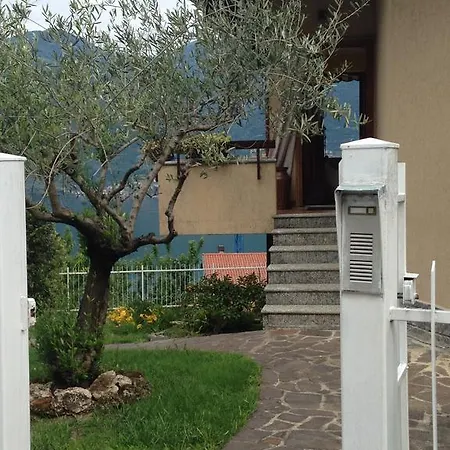 Del Lago Villa Lezzeno
